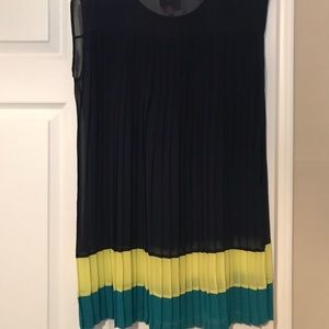 Romeo & Juliet Couture Top size: Medium